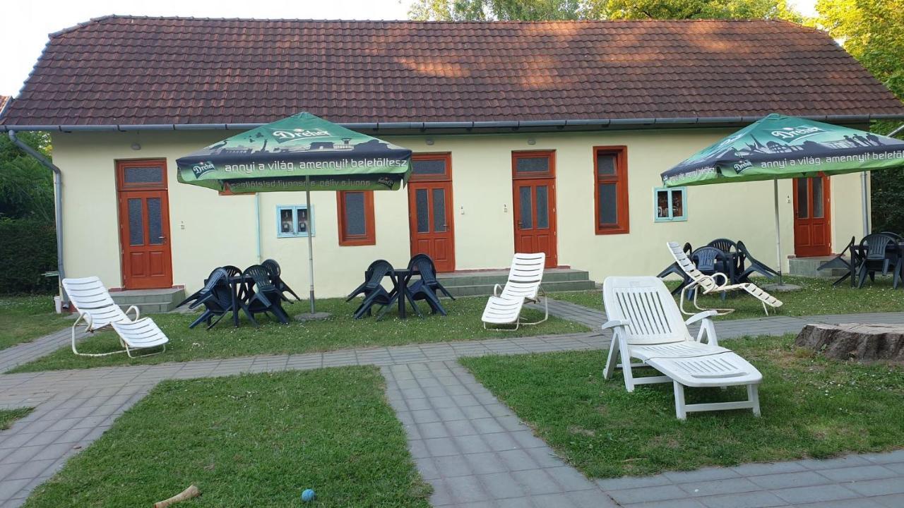 Aqua Hostel Siofok Luaran gambar