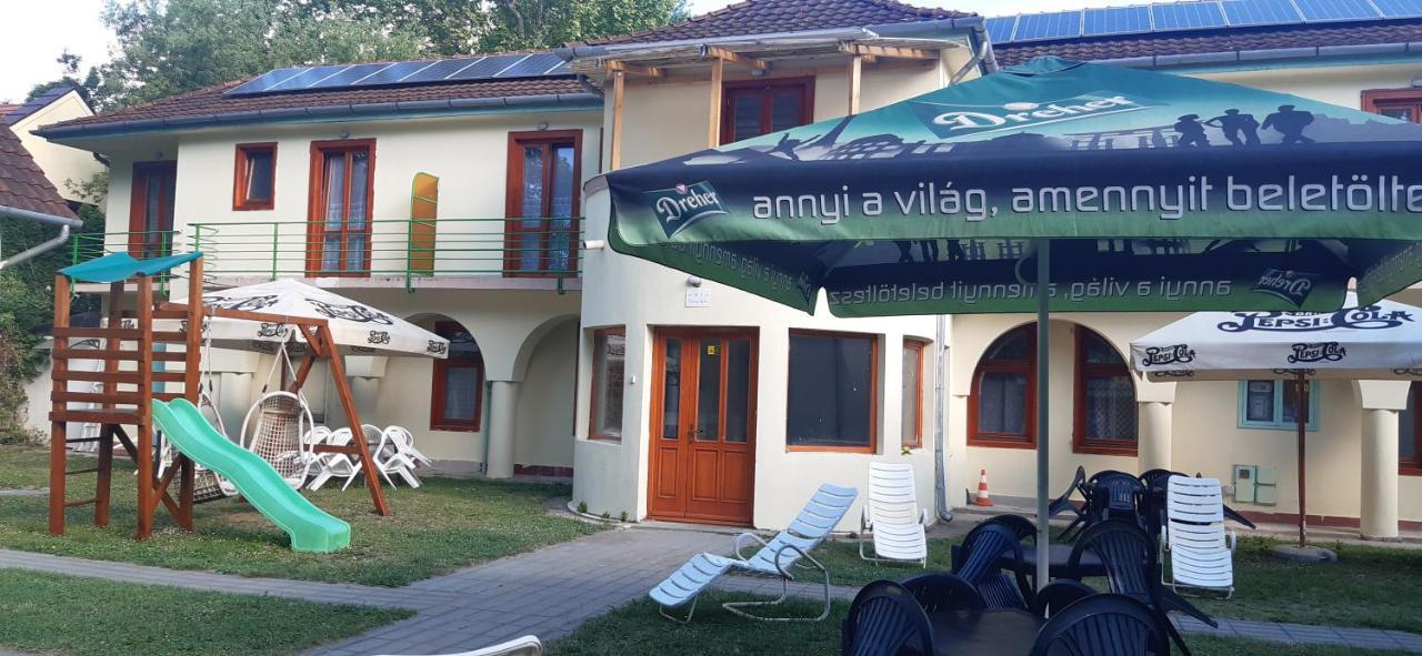 Aqua Hostel Siofok Luaran gambar